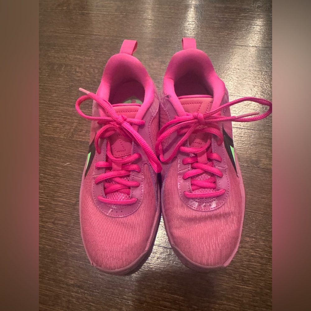 Nike Kids' Giannis Freak 6 Basketball Shoes Size 3.5